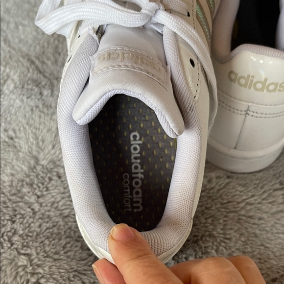 Adidas White Sneakers with Metallic Stripes - Picture 4 of 9